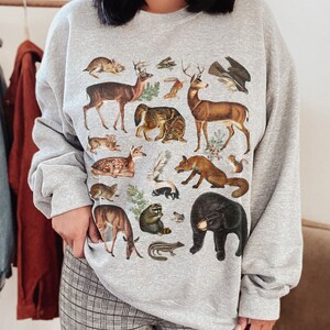 Woodland Animals Crewneck National Forest Mountain Sweater Fall Sweatshirt Environment Crew Neck Sweatshirt Environmental Vintage Sweater Sport Grey