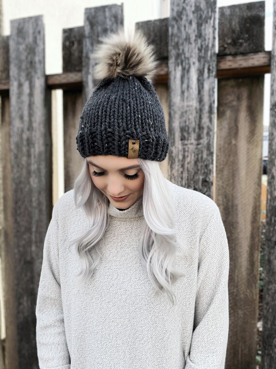 Classic Women's Wool Hat in Cream Gray 