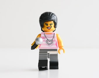 Amy Winehouse - custom assembly minifigure from genuine LEGO® parts / Gift for jazz, soul and rock music lovers