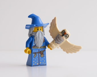 The Night Wizard & his Owl - custom assembly minifigure from genuine LEGO® parts / Great gift for fantasy lovers