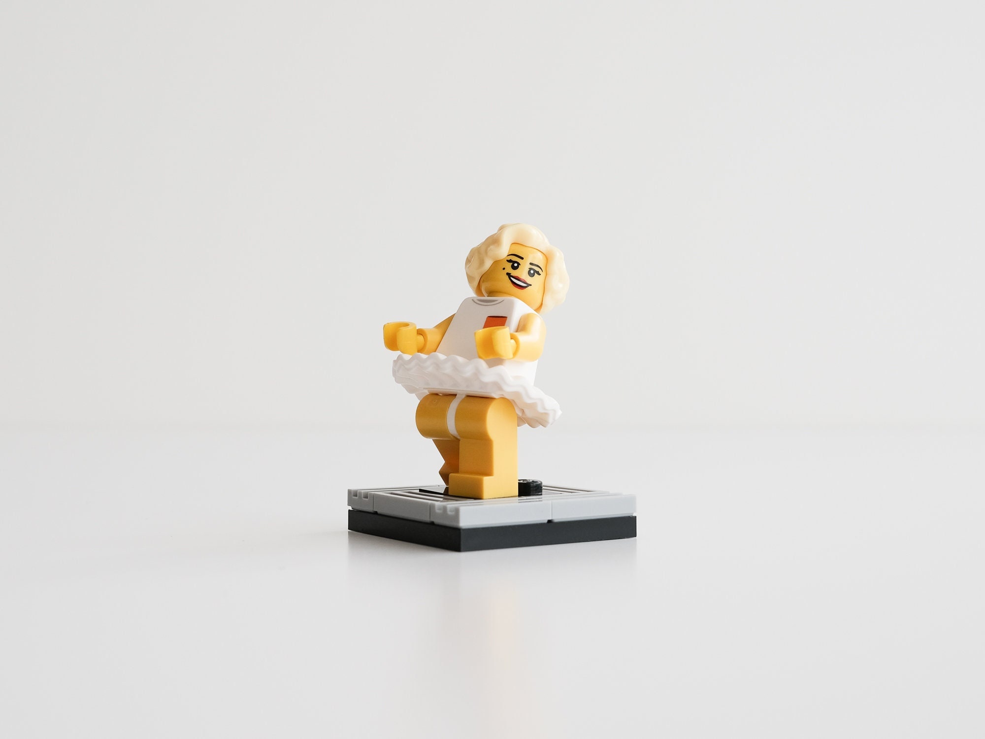 Marilyn monroe lego picture sale