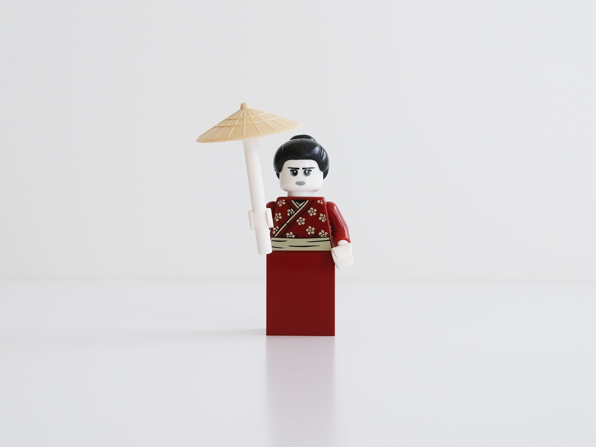 LEGO - Kimono Girl Minifigure w/ Cherry Blossom Tree Japanese