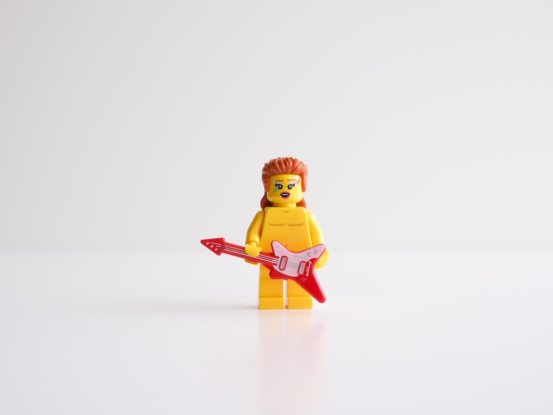 David Bowie, Aladdin Sane Era Custom Assembly Minifigure From Genuine