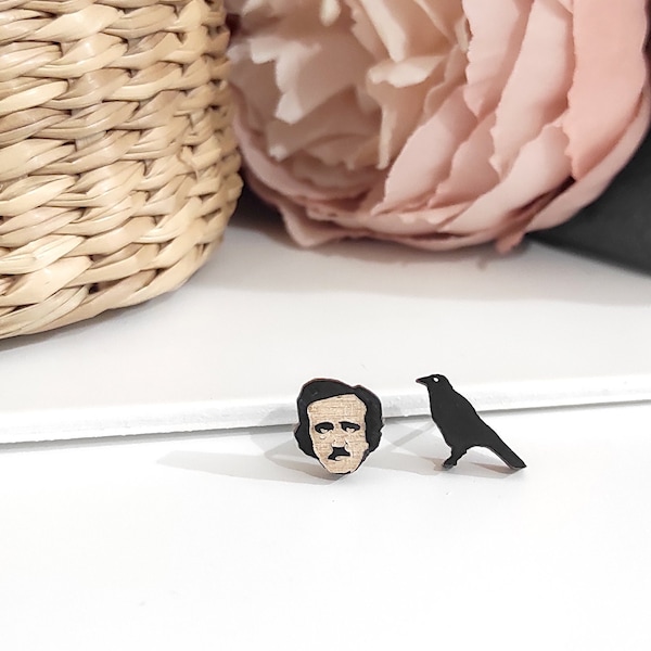 Boucles d'oreilles Edgar Allan Poe Stud, Boucles d'oreilles Allan Poe Stud, Bijoux d'Halloween, Boucles d'oreilles Book Lover, Boucles d'oreilles Black Crow, Eco friendly, SBK16