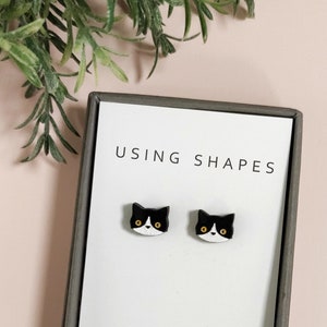 Tuxedo Cat Stud Earrings, Hand Painted Wooden Jewelry, Tuxedo Earrings, Cute Cat Stud Earrings, Eco friendly, SBK48