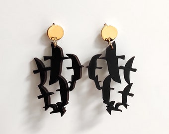 Pendientes colgantes de madera de pájaros negros, pendientes negros, joyas de arte, bandada de pájaros negros, pendientes de arte, pendientes de silueta de pájaros, BK 147