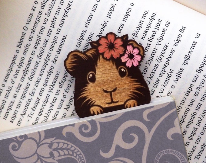 Personalized Guinea pig Bookmark Wooden Engraved Cute Funny Book Geek Personalized Customized Woodland Bookworm Peeking Animal Bookmark