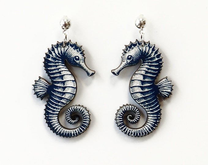 Seahorse Dangle Earrings, Seahorse Jewelry, Handmade Sea Horse Earrings, Sea Life, Sea Creature