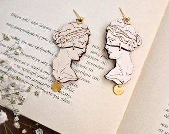 Boucles d'oreilles statue de déesse grecque, bijoux en bois de la Grèce antique