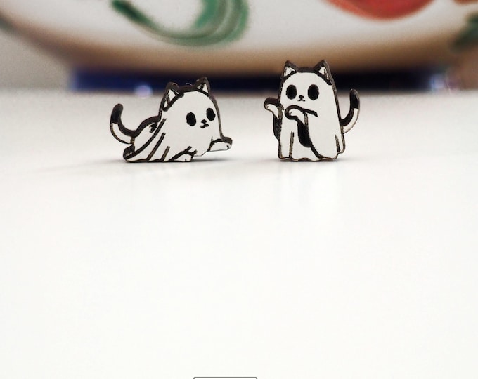 Ghost Cat Stud Earrings, Halloween Earrings, Wooden Ghost Earring, Cute Ghost, Funny Ghost Studs