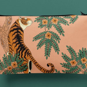 Tiger Pouch Bag with Zipper, Leopard Pouch Bag with Print, Small Makeup Bag, Women Bag WB76