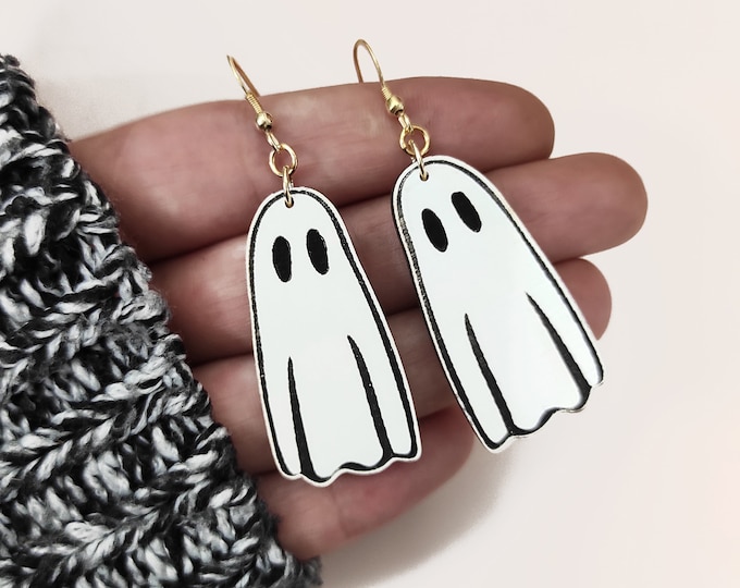White Ghost Dangle Earrings, Halloween Earrings, Wooden Ghost Earring, Gift for Her, Funny Earrings, Eco friendly WH01