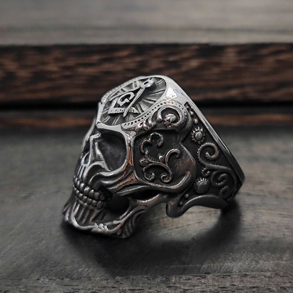 Vintage Masonic Skull Featured Ring Skeleton Ring Gothic Themed Accessory Gift for Freemasons