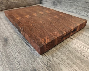 Large End Grain Walnut Chopping Board - Full 50mm Thick - 600mm x 450mm Size