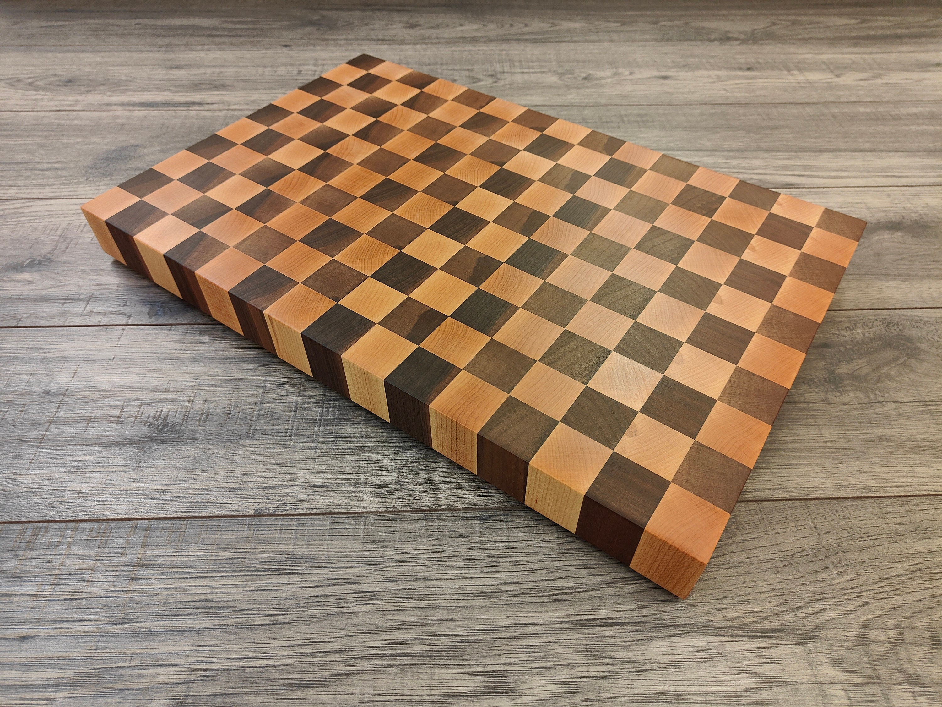 Chopping Board End Grain American Black Walnut & Hard Maple Chequered  Design 