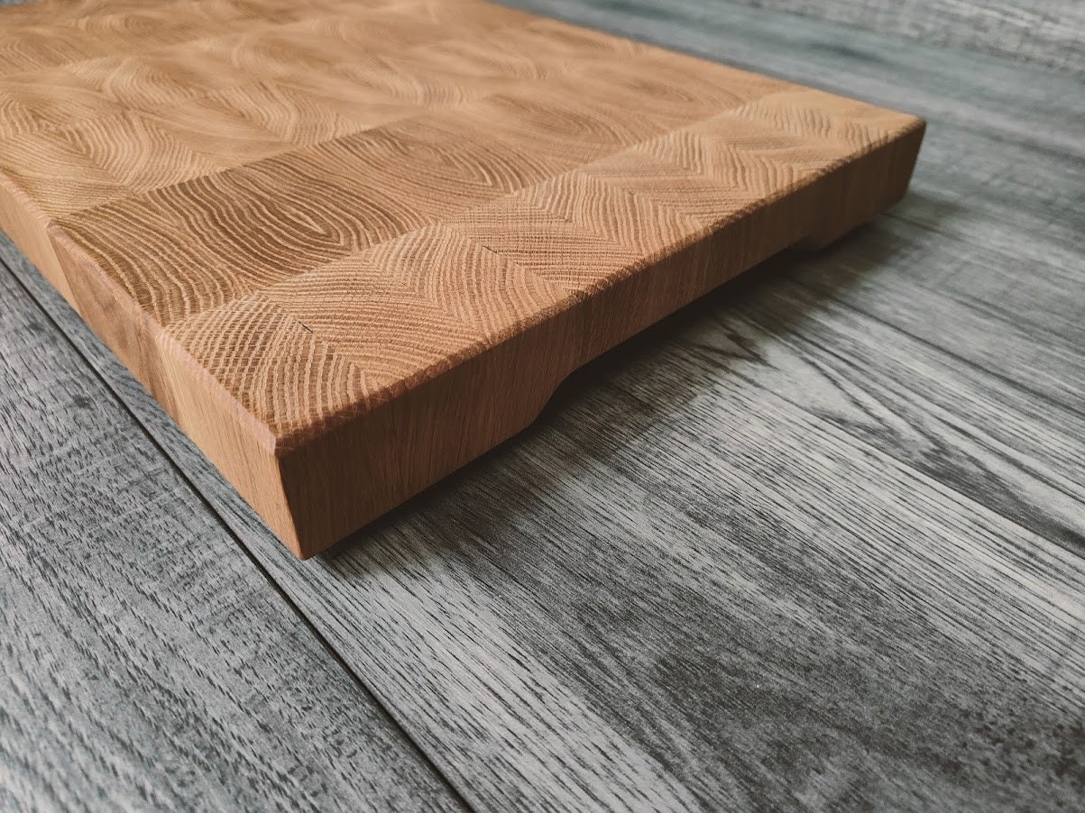 Custom Made End-Grain White Oak Cutting Board With A Walnut Accent (Butcher  Style) by ShopDog Turnery