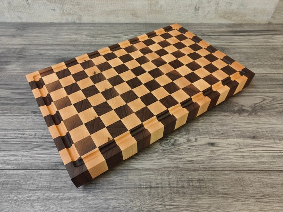 Walnut & Maple Chequered Design End Grain Chopping Board With a Juice  Groove 