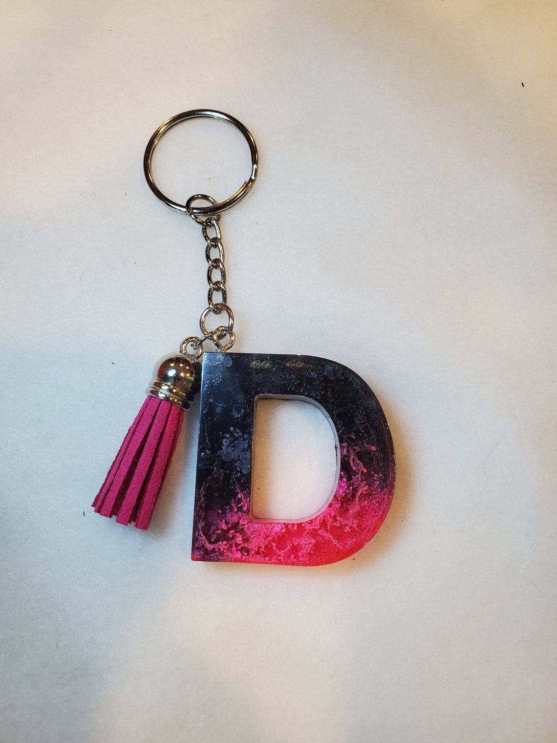 Alphabet letter 'D' resin keychain black and pink Etsy