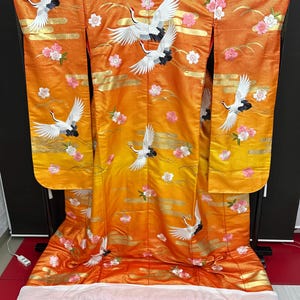 Japanese Kimonos: Wear a Piece of Japanese Culture.Authentic Japanese Kimonos for Sale. UCHIKAKE,Wedding Kimono,Silk,  Fabric, original.
