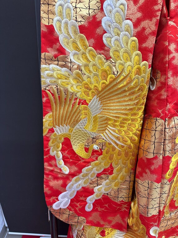 打掛　きものアート8 vintage fabric 高級刺繍　花　日本送料込み 打掛 きものアート8 vintage fabric 高級刺繍 花 日本送料込み