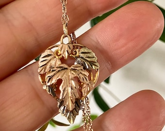 Vintage 9k Gold Black Hills Leaf Pendant Necklace - 20 inch. Three colours Welsh Gold Leaf Pendant On A Chain.