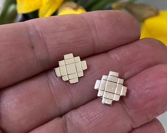 Vintage 9ct Gold Geometric Stud Earrings: Small Gold Squares