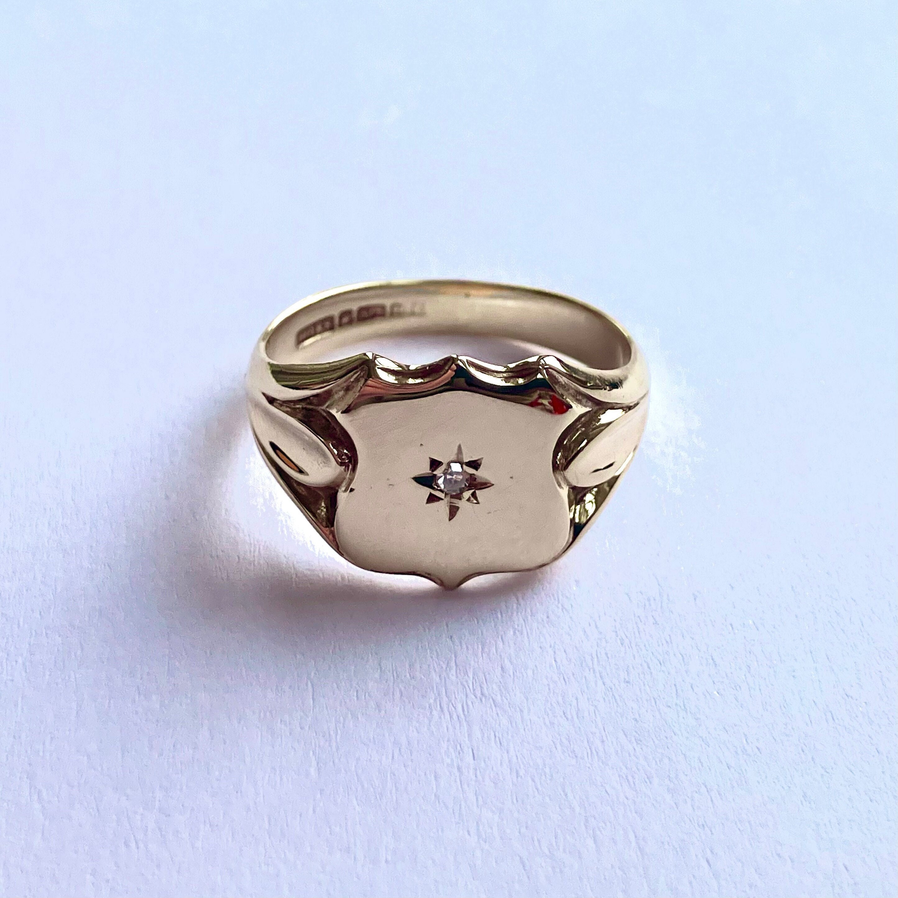 ヴィンテージ 9K ゴールド ダイヤモンド シグネットリング シールド型