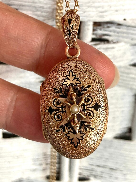 Solid 9ct Gold Vintage Locket 9k Gold 