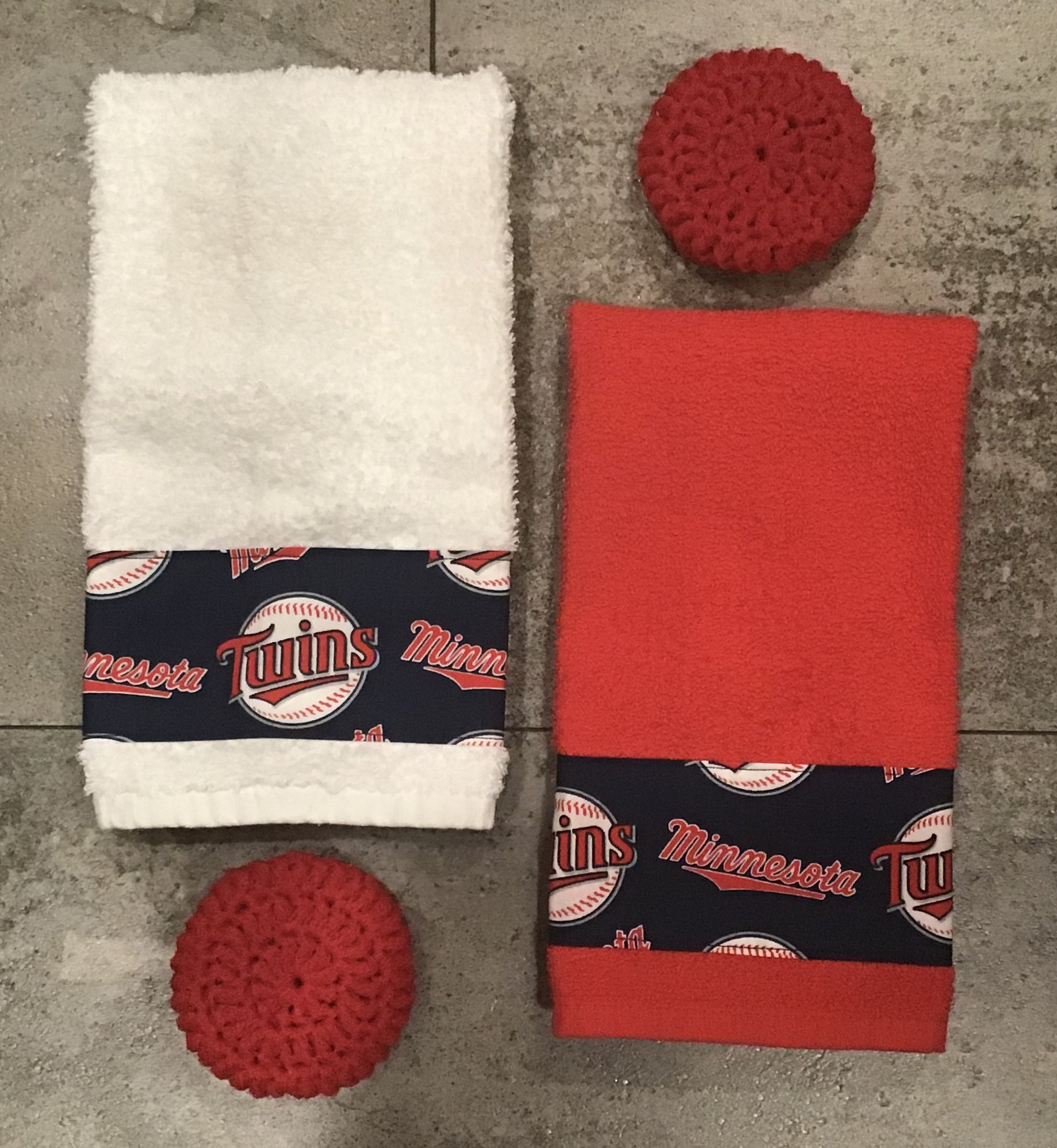 Minnesota Twins Hand Towel and Scrubbies Set - Etsy UK