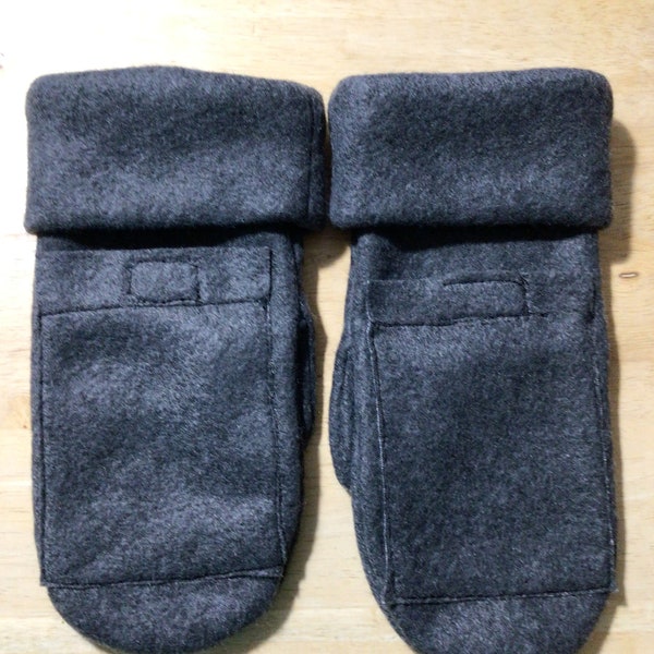 Gray adult fleece mittens with pocket on top