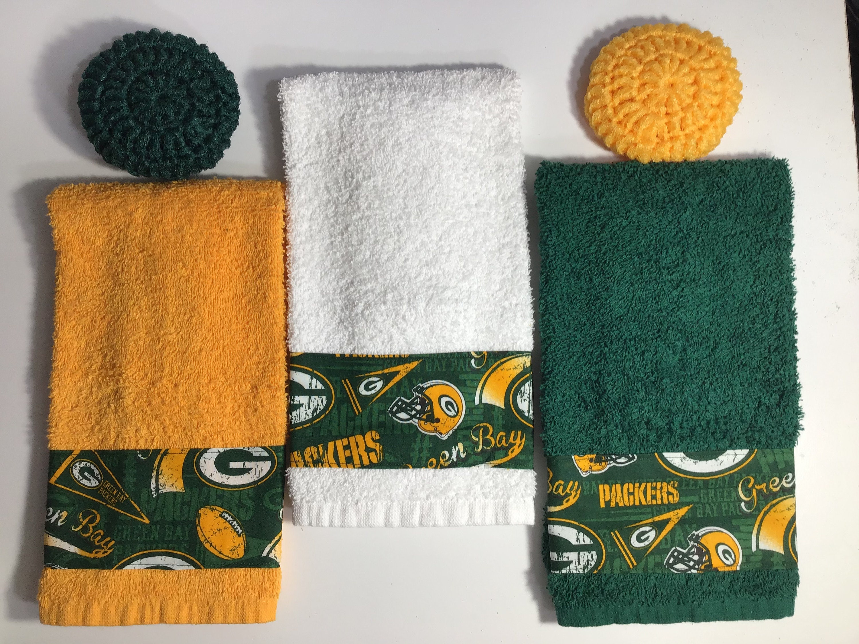 Green Bay Packers Grill Utensil Set With Hand Towel at the Packers Pro Shop