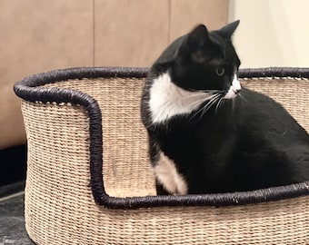 Handwoven Bolga Pet Basket – Sustainable Cat or Dog Bed