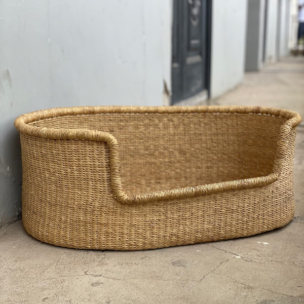 Natural Dog Bed Basket - Pet Furniture - Dog Furniture - Handmade Dog Bed - Woven Dog Basket - African Dog Basket - Fair Trade Dog Basket