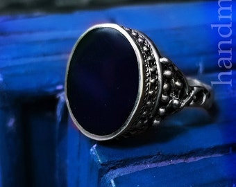 Round onyx silver ring, black onyx stone with dots ring