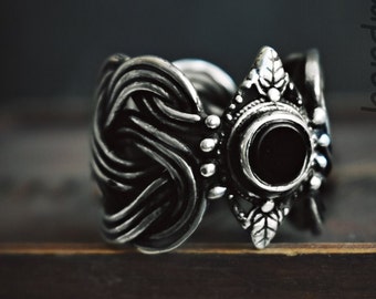 Victorian vintage unique onyx ring in sterling silver