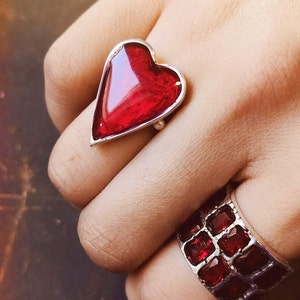 Roter Edelstein Herz Form Sterling Silber Ring, Stapeln Silber Herz Rock Ring, Liebesring