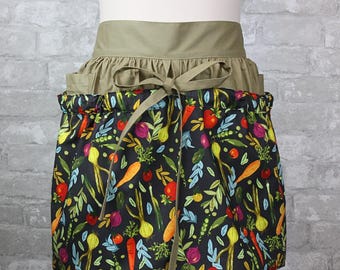 Harvesting Apron with Pockets for Phone Tools Gadgets | Gardening Apron | Farm Half Apron Fruits Holder