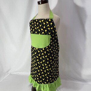 Kid&#39;s Apron- Lemons