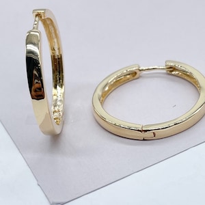 18k Gold Filled Hoop Earrings: Medium Sharp Edge Dainty Hoops