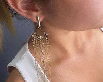 【関税＆送料込み】ChloAC Earrings Chanel Gold CC Earrings Rhinestone Clip-On 02A – AMORE