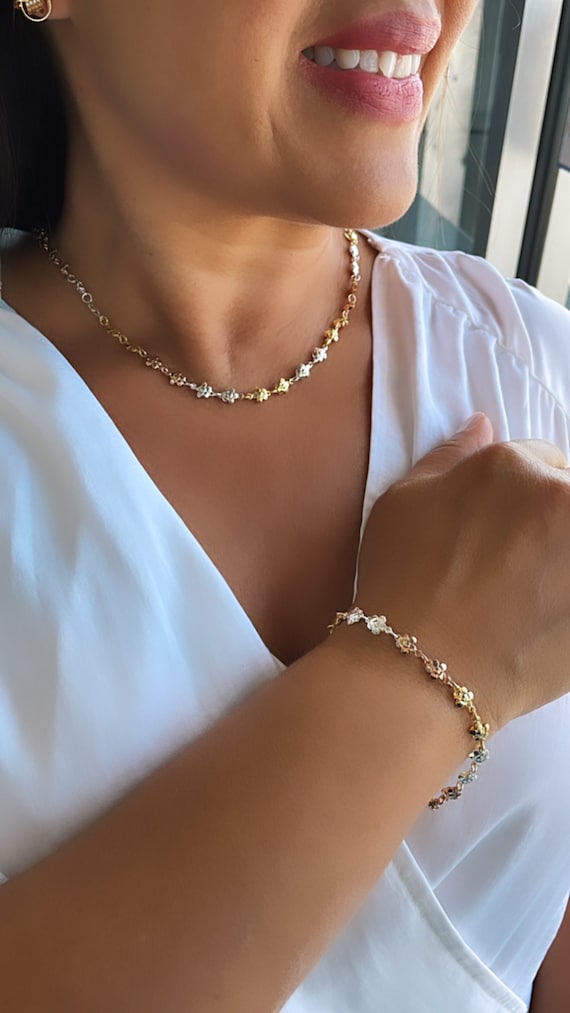 ゴールドとローズゴールドブレスレットと金色ネックレス　三点セット　（YURI☆） ゴールドとローズゴールドブレスレットと金色ネックレス 三点セット