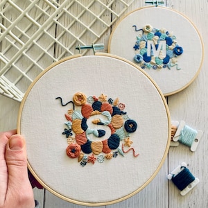 Kit de bordado - Iniciales. ¡Elige tu letra y colores! Proyecto de costura a mano personalizado.