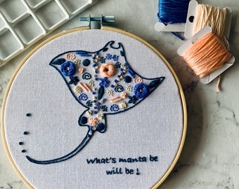 Digital download. Manta Ray embroidery hoop art PDF pattern with instructions. Sting ray sea animal beginner crewel wall decor project