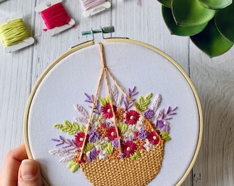 Digital download. Floral hanging basket hand embroidery hoop art PDF pattern with instructions.  Wildlife beginner crewel wall decor.