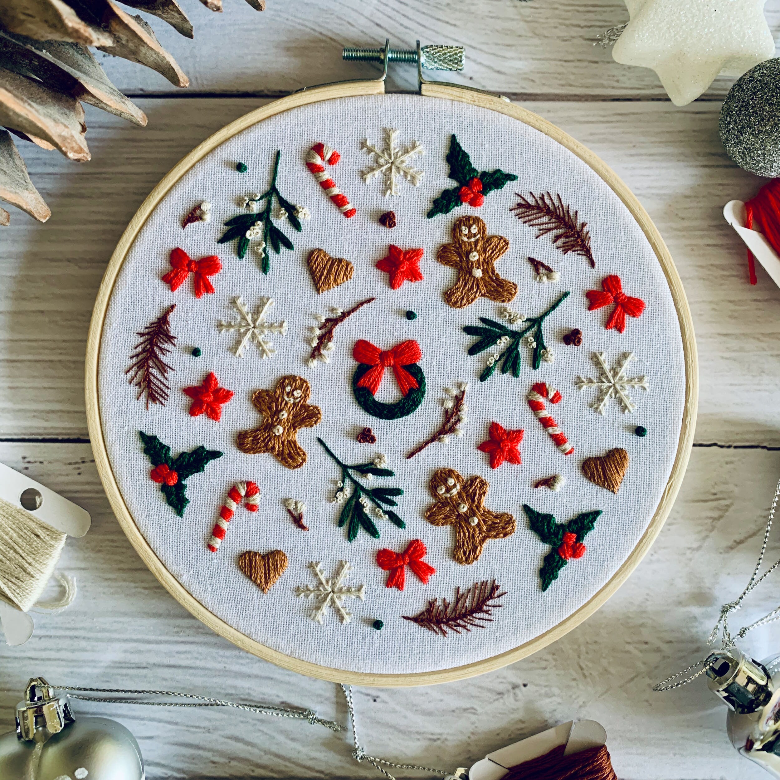 Merry Christmas Bear Embroidery Kit DIY Needlework New Year Celebrations  Needlecraft for Beginner Cross Stitch Artcraft