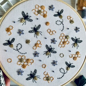 Crewel Insects Digital Download. Bumblebee Honeycomb Embroidery Hoop Art PDF Pattern ...