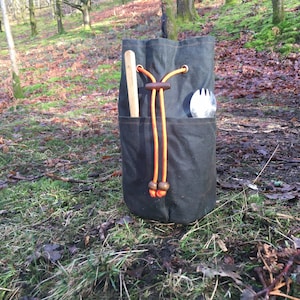 Bushcraft pot bag for storing a titanium camp 10cm cook pot. Stanley 24oz