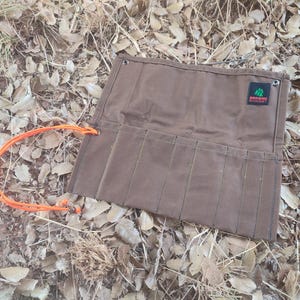 Big Foot Canvas Co. Bushcraft Gewachste Leinwand Mini-Werkzeugrolle, Bushcraft Werkzeugrolle. Besteckrolle, Schnitzwerkzeug Rolle