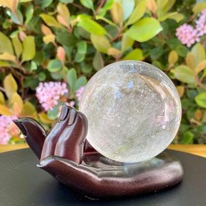 Sfere di cristallo di quarzo ialino e supporto unico per sfere di cristallo, sfera di cristallo curativa, strumento di divinazione, strumento psichico e spirituale per la casa.