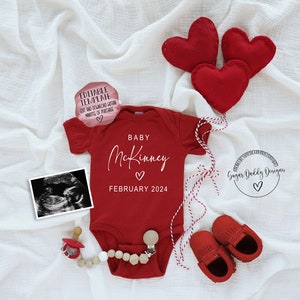 Valentine Digital Pregnancy Announcement \ February Baby Announcement\ Gender Neutral\ Editable Template\ Valentine Minimalist